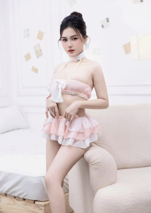 Vivian - Image 2