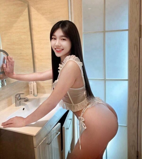 Esther - Image 3