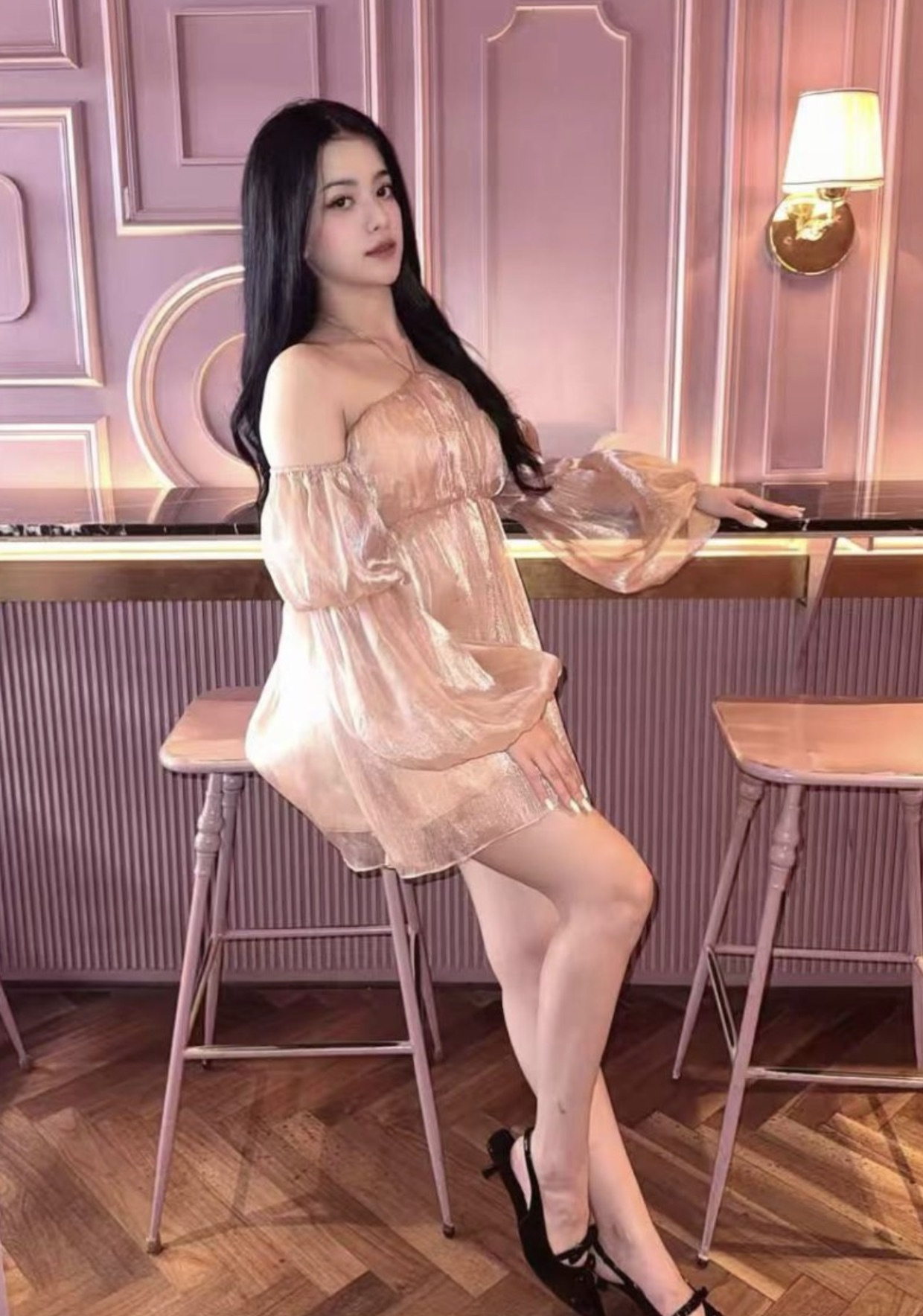 Sarina - Image 3